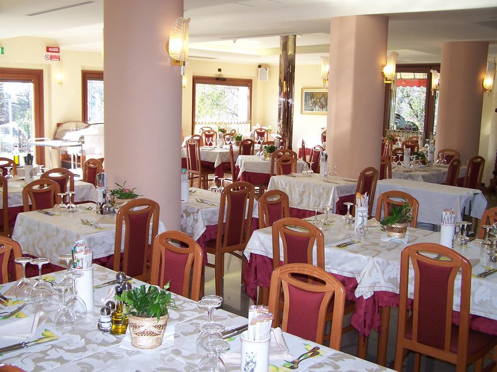 Hotel Ai Sette Nani Sistiana Zewnętrze zdjęcie